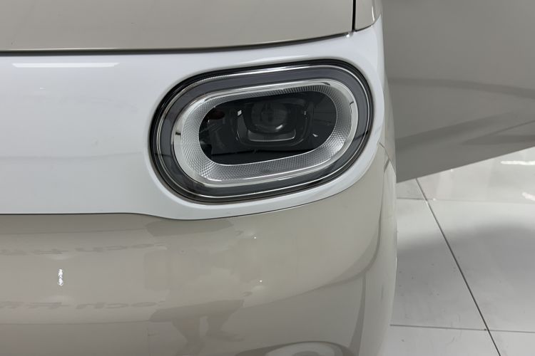 Used Wuling Hongguang MINIEV 2024 3rd Generation 215km Advanced Version Left Front Headlight