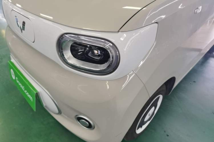 Used Wuling Hongguang MINIEV 2024 3rd Generation 215km Youth Edition Left Front Headlight