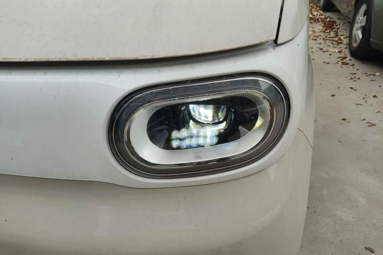 Used Wuling Hongguang MINIEV 2024 3rd Generation 215km Youth Edition Left Front Headlight
