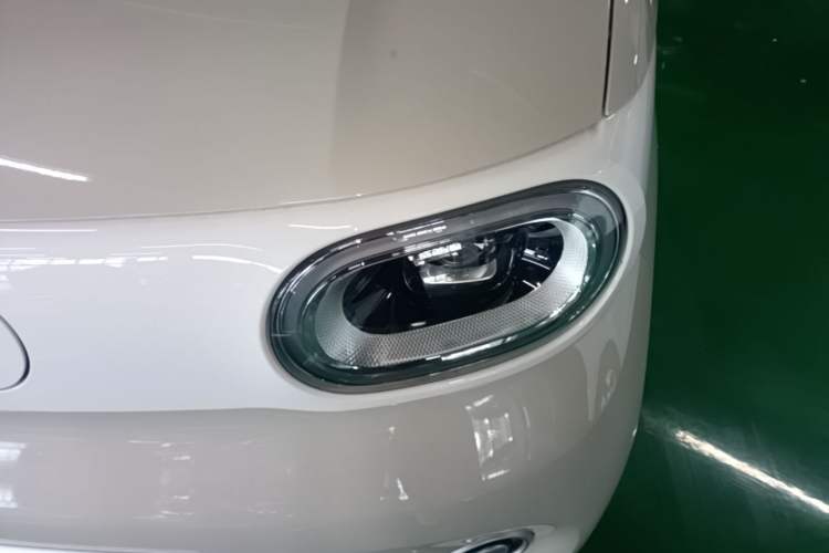 Used Wuling Hongguang MINIEV 2024 3rd Generation 215km Youth Edition Left Front Headlight