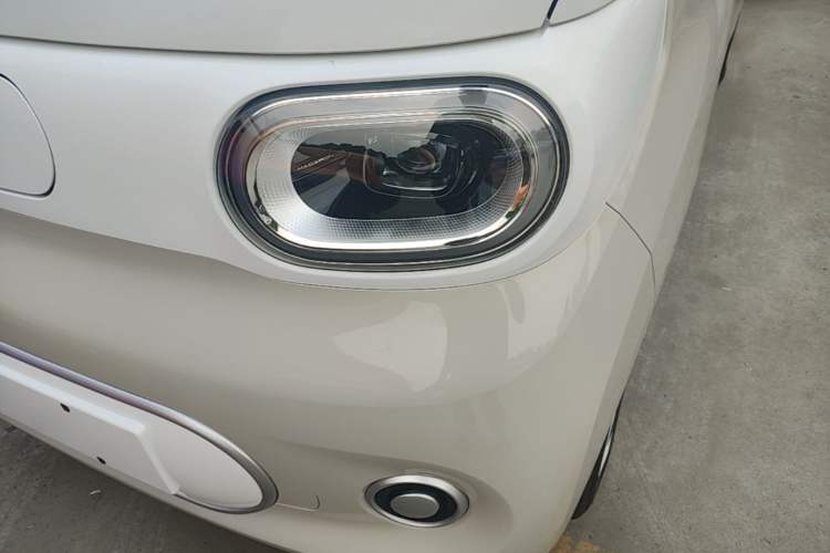 Used Wuling Hongguang MINIEV 2024 3rd Generation 215km Youth Edition Left Front Headlight