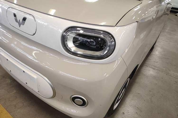 Used Wuling Hongguang MINIEV 2024 3rd Generation 215km Youth Edition Left Front Headlight