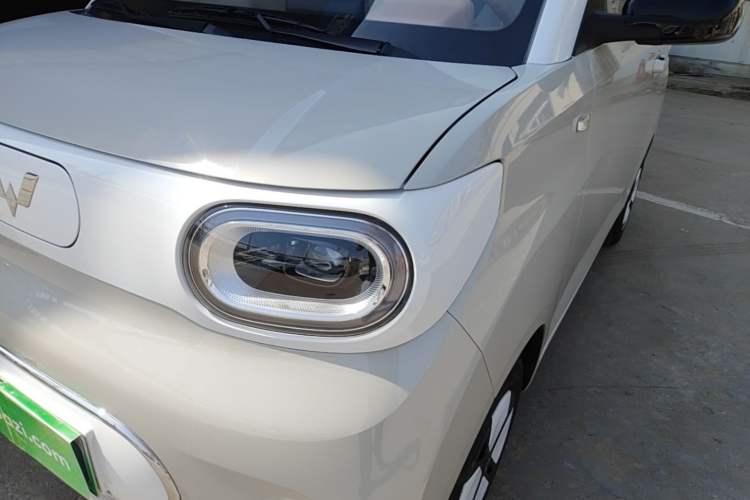 Used Wuling Hongguang MINIEV 2024 3rd Generation 215km Advanced Version Left Front Headlight