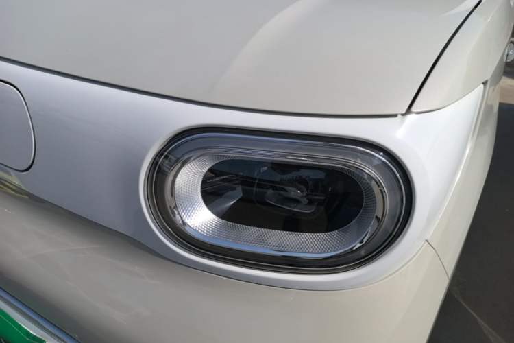 Used Wuling Hongguang MINIEV 2024 3rd Generation 215km Advanced Version Left Front Headlight