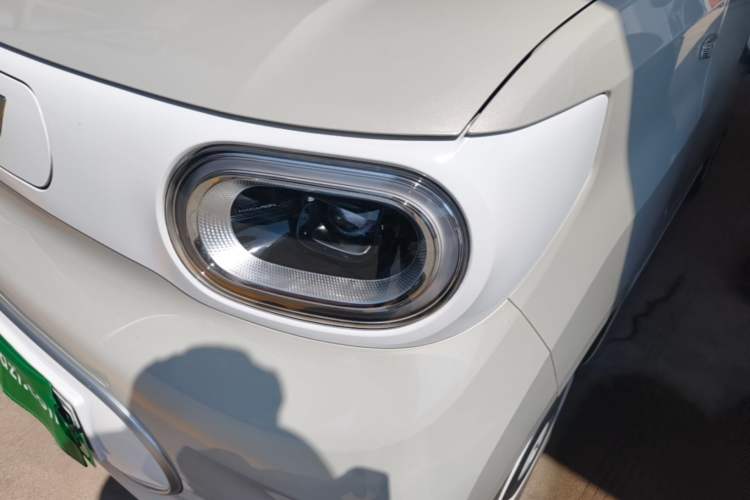 Used Wuling Hongguang MINIEV 2024 3rd Generation 215km Youth Edition Left Front Headlight