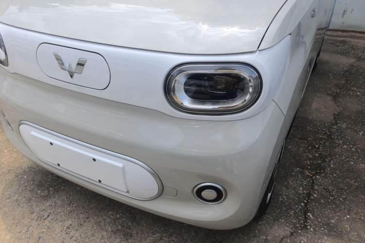 Used Wuling Hongguang MINIEV 2024 3rd Generation 215km Youth Edition Left Front Headlight
