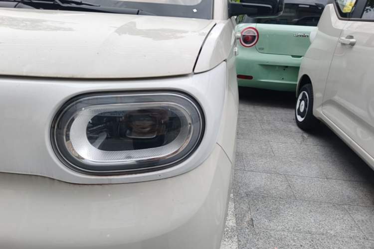 Used Wuling Hongguang MINIEV 2024 3rd Generation 215km Youth Edition Left Front Headlight