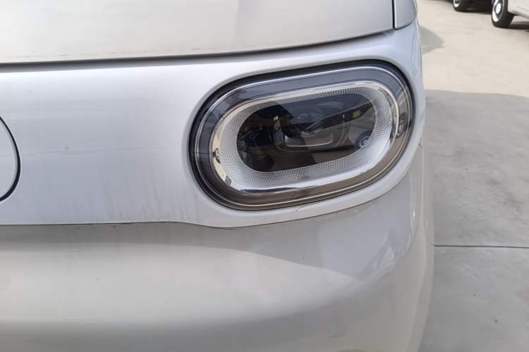 Used Wuling Hongguang MINIEV 2024 3rd Generation 215km Youth Edition Left Front Headlight