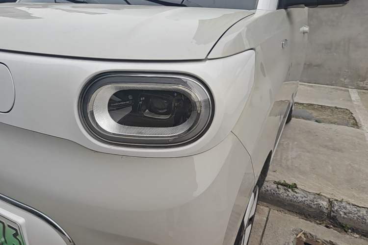 Used Wuling Hongguang MINIEV 2024 3rd Generation 215km Advanced Version Left Front Headlight