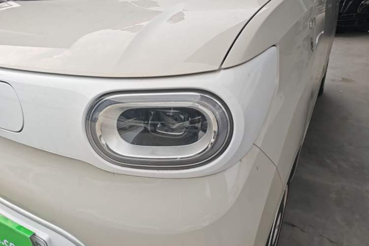 Used Wuling Hongguang MINIEV 2024 3rd Generation 215km Youth Edition Left Front Headlight