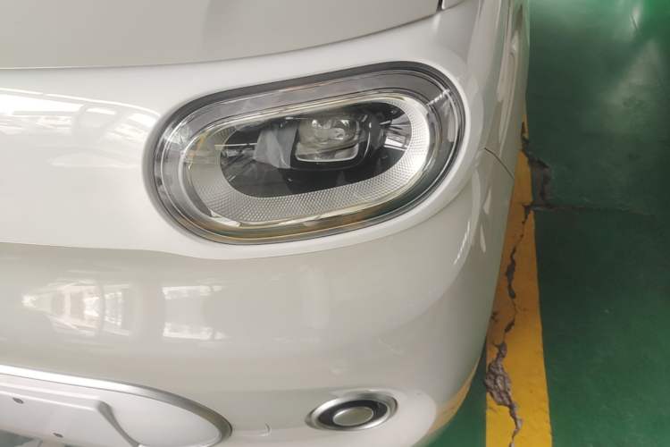 Used Wuling Hongguang MINIEV 2024 3rd Generation 215km Youth Edition Left Front Headlight