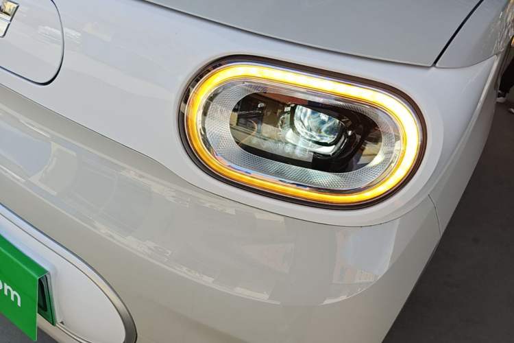Used Wuling Hongguang MINIEV 2024 3rd Generation 215km Youth Edition Left Front Headlight