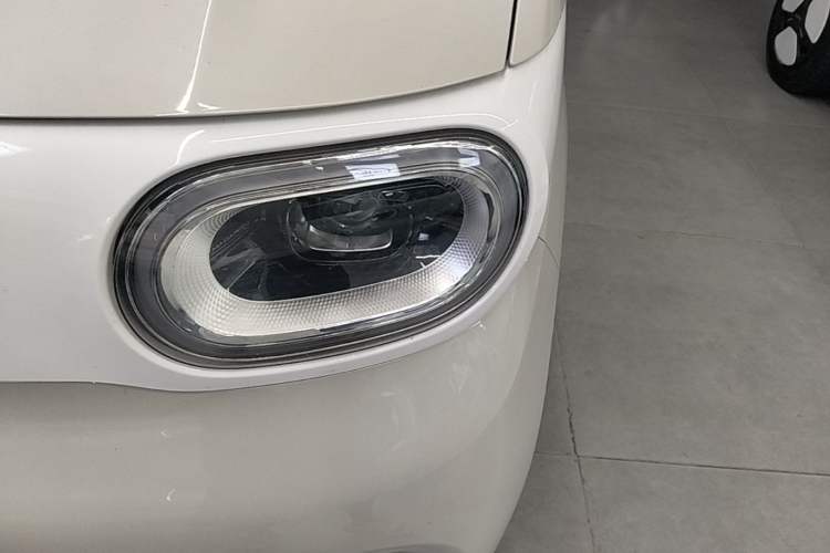 Used Wuling Hongguang MINIEV 2024 3rd Generation 215km Youth Edition Left Front Headlight