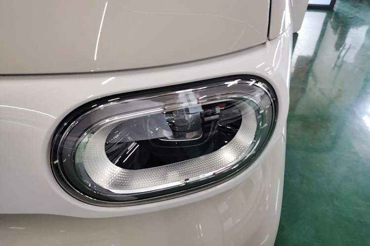 Used Wuling Hongguang MINIEV 2024 3rd Generation 215km Youth Edition Left Front Headlight