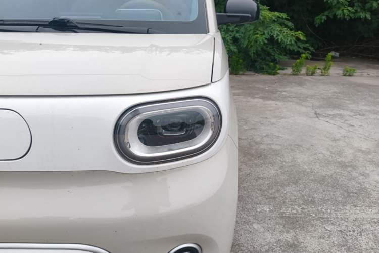 Used Wuling Hongguang MINIEV 2024 3rd Generation 215km Youth Edition Left Front Headlight
