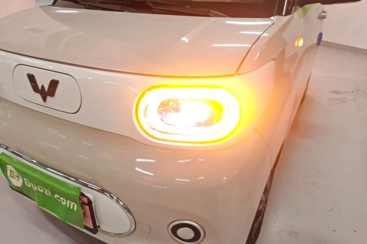 Used Wuling Hongguang MINIEV 2024 3rd Generation 215km Youth Edition Left Front Headlight