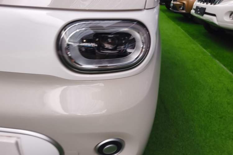 Used Wuling Hongguang MINIEV 2024 3rd Generation 215km Youth Edition Left Front Headlight