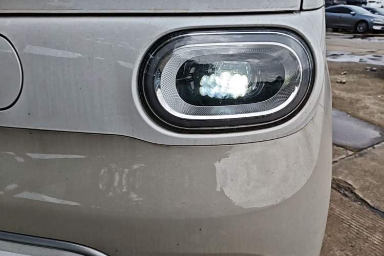Used Wuling Hongguang MINIEV 2024 3rd Generation 215km Youth Edition Left Front Headlight