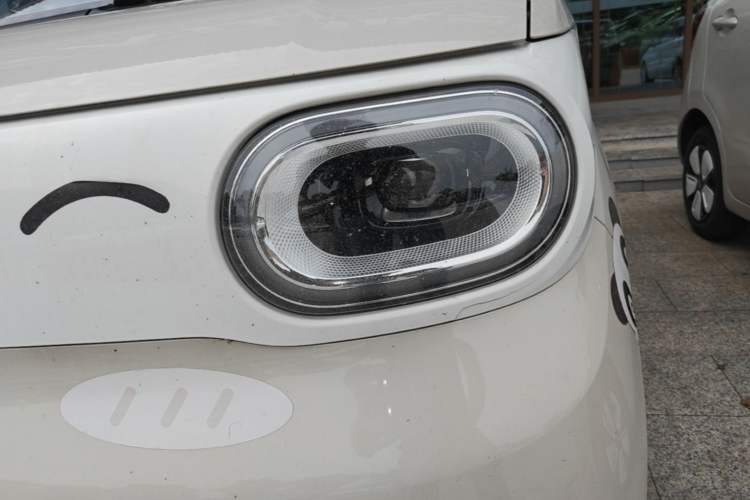 Used Wuling Hongguang MINIEV 2024 3rd Generation 215km Youth Edition Left Front Headlight