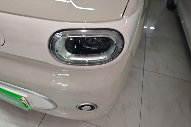 Used Wuling Hongguang MINIEV 2024 3rd Generation 215km Youth Edition Left Front Headlight