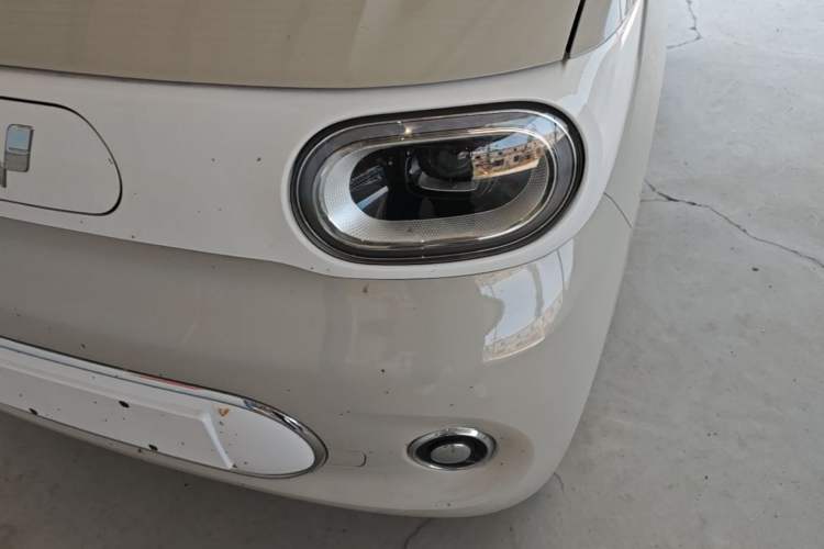 Used Wuling Hongguang MINIEV 2024 3rd Generation 215km Advanced Version Left Front Headlight