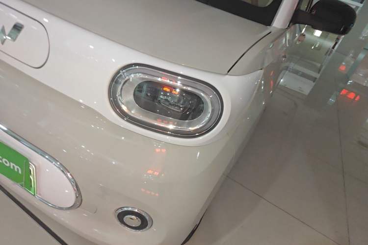 Used Wuling Hongguang MINIEV 2024 3rd Generation 215km Youth Edition Left Front Headlight