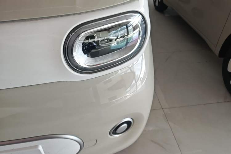 Used Wuling Hongguang MINIEV 2024 3rd Generation 215km Youth Edition Left Front Headlight