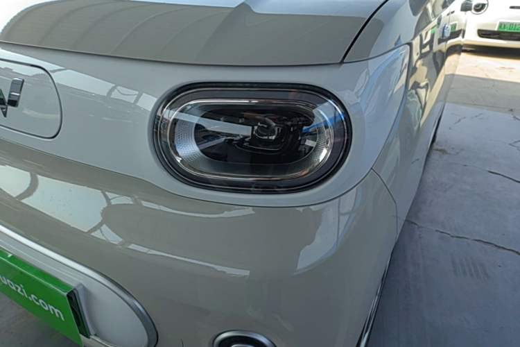 Used Wuling Hongguang MINIEV 2024 3rd Generation 215km Youth Edition Left Front Headlight