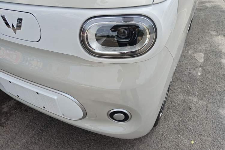 Used Wuling Hongguang MINIEV 2024 3rd Generation 215km Youth Edition Left Front Headlight