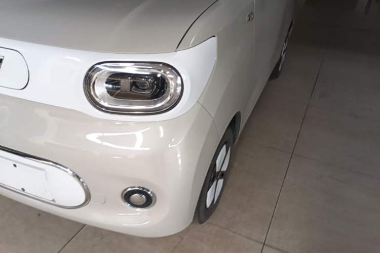 Used Wuling Hongguang MINIEV 2024 3rd Generation 215km Advanced Version Left Front Headlight