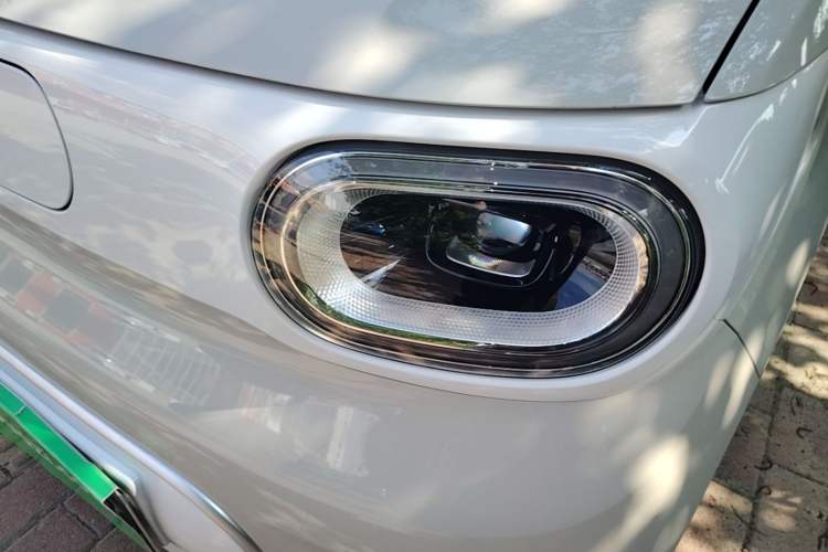 Used Wuling Hongguang MINIEV 2024 3rd Generation 215km Youth Edition Left Front Headlight