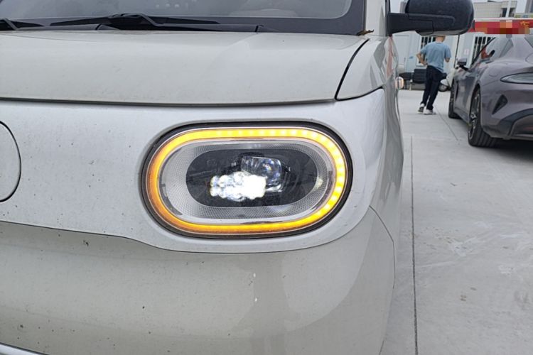 Used Wuling Hongguang MINIEV 2024 3rd Generation 215km Youth Edition Left Front Headlight
