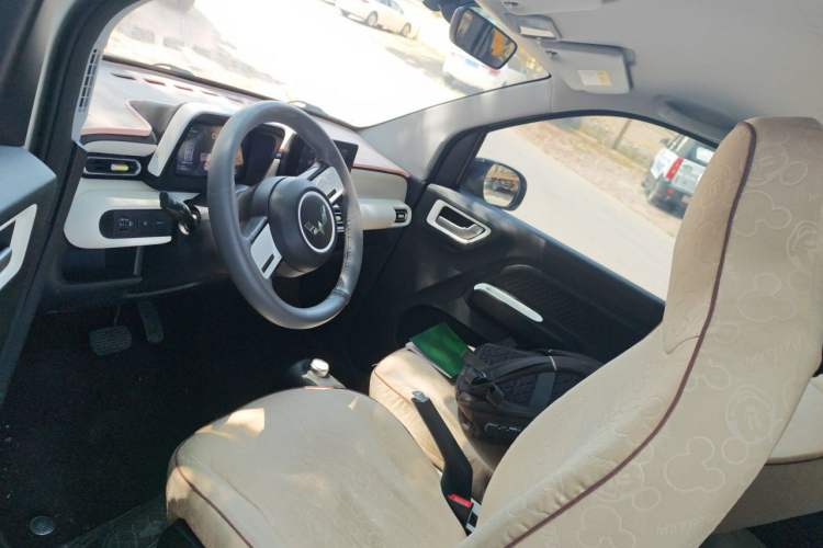 Used Wuling Hongguang MINIEV 2024 3rd Generation 170 km Left Front Seat