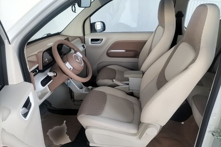 Used Wuling Hongguang MINIEV 2024 3rd Generation 215km Youth Edition Left Front Seat