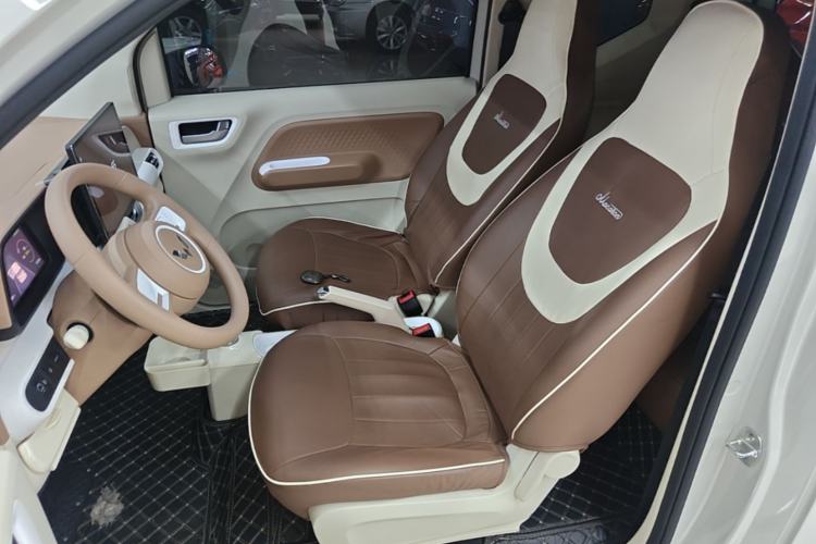 Used Wuling Hongguang MINIEV 2024 3rd Generation 215km Youth Edition Left Front Seat