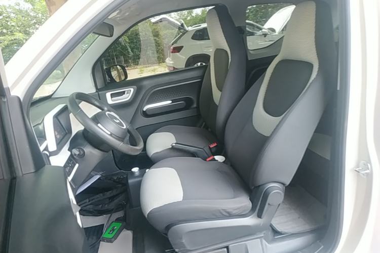 Used Wuling Hongguang MINIEV 2024 3rd Generation 215km Youth Edition Left Front Seat