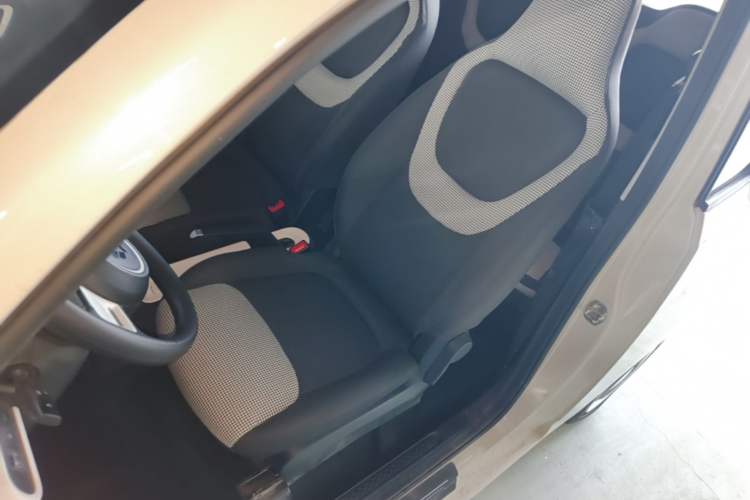 Used Wuling Hongguang MINIEV 2024 3rd Generation 215km Youth Edition Left Front Seat