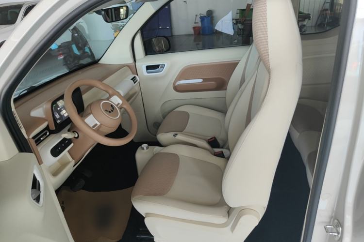 Used Wuling Hongguang MINIEV 2024 3rd Generation 215km Youth Edition Left Front Seat