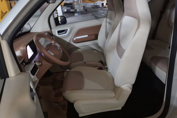Used Wuling Hongguang MINIEV 2024 3rd Generation 215km Youth Edition Left Front Seat