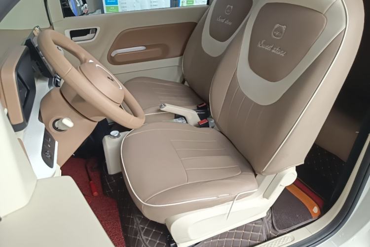 Used Wuling Hongguang MINIEV 2024 3rd Generation 215km Youth Edition Left Front Seat