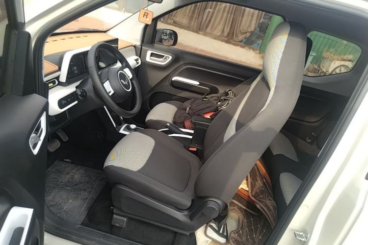 Used Wuling Hongguang MINIEV 2024 3rd Generation 215km Youth Edition Left Front Seat