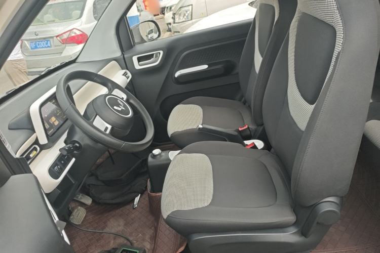 Used Wuling Hongguang MINIEV 2024 3rd Generation 215km Youth Edition Left Front Seat