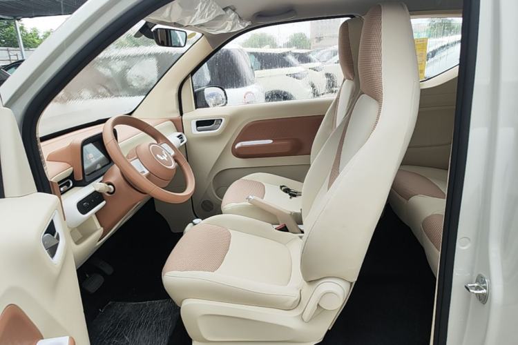 Used Wuling Hongguang MINIEV 2024 3rd Generation 215km Youth Edition Left Front Seat