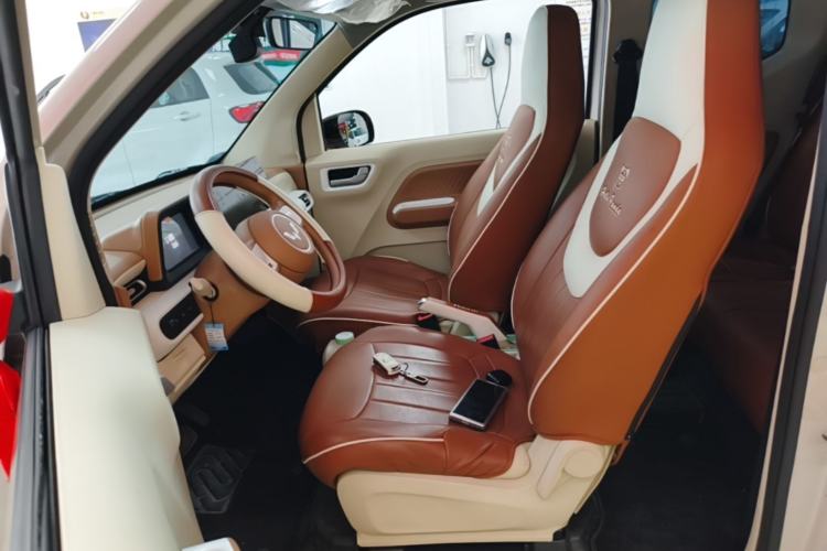 Used Wuling Hongguang MINIEV 2024 3rd Generation 215km Youth Edition Left Front Seat