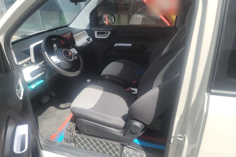 Used Wuling Hongguang MINIEV 2024 3rd Generation 215km Youth Edition Left Front Seat