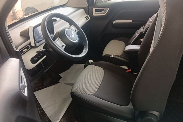 Used Wuling Hongguang MINIEV 2024 3rd Generation 215km Youth Edition Left Front Seat