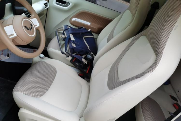 Used Wuling Hongguang MINIEV 2024 3rd Generation 215km Youth Edition Left Front Seat