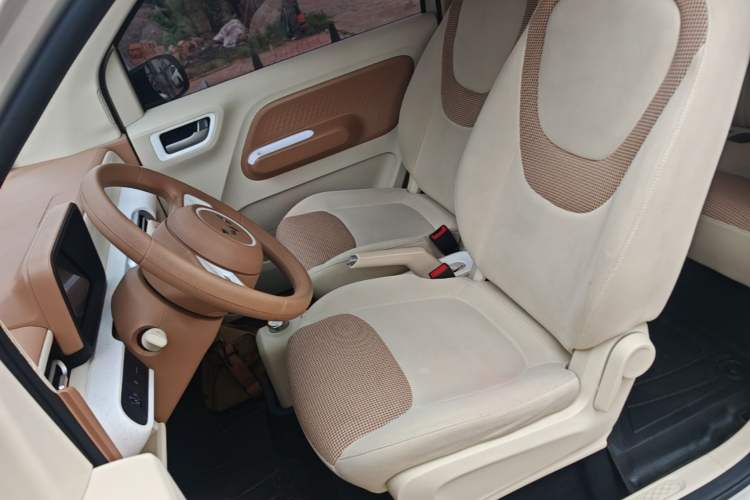 Used Wuling Hongguang MINIEV 2024 3rd Generation 215km Youth Edition Left Front Seat