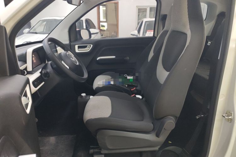 Used Wuling Hongguang MINIEV 2024 3rd Generation 170 km Left Front Seat
