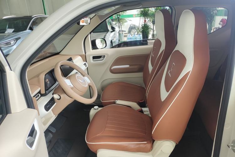 Used Wuling Hongguang MINIEV 2024 3rd Generation 215km Youth Edition Left Front Seat